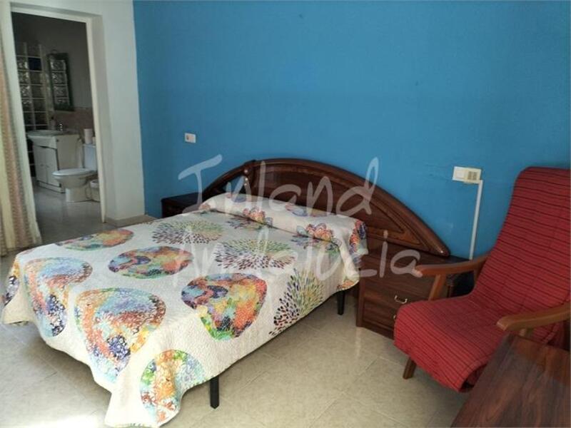 5 slaapkamer Gezinswoning Te koop