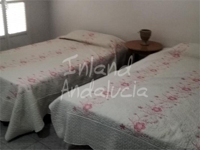 5 slaapkamer Gezinswoning Te koop