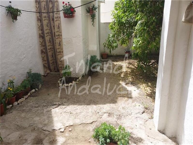 Radhus till salu i Priego de Cordoba, Córdoba