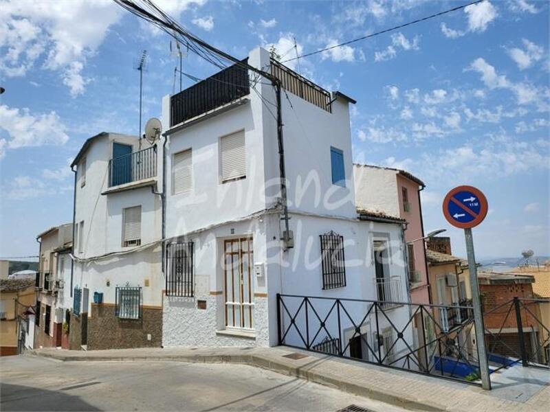 Townhouse for sale in Rute, Córdoba