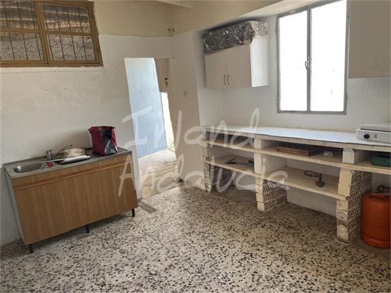 4 slaapkamer Gezinswoning Te koop