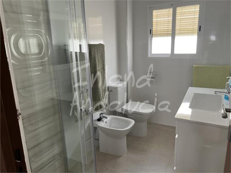 3 bedroom Townhouse for sale