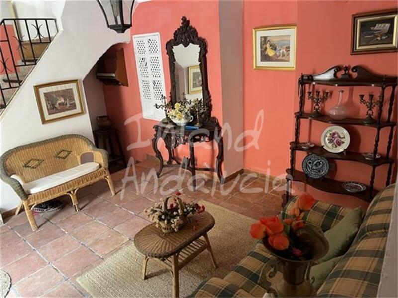 6 Schlafzimmer Stadthaus zu verkaufen