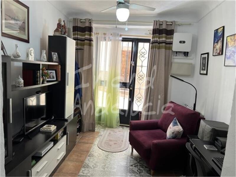3 bedroom Townhouse for sale
