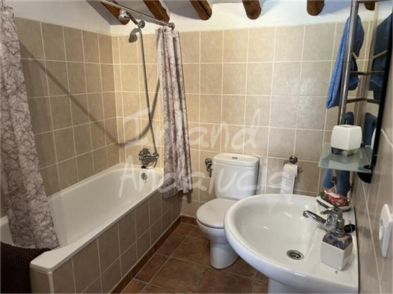 3 bedroom Townhouse for sale