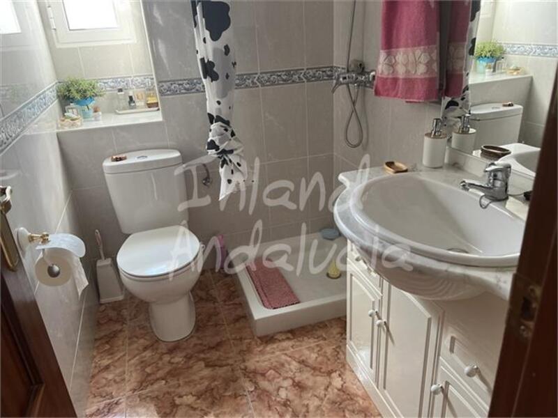 3 Schlafzimmer Stadthaus zu verkaufen