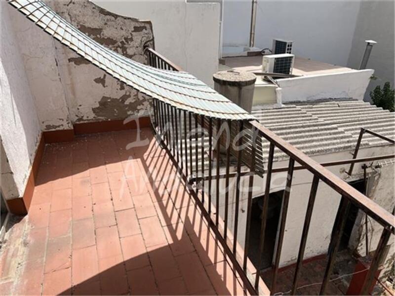3 bedroom Townhouse for sale
