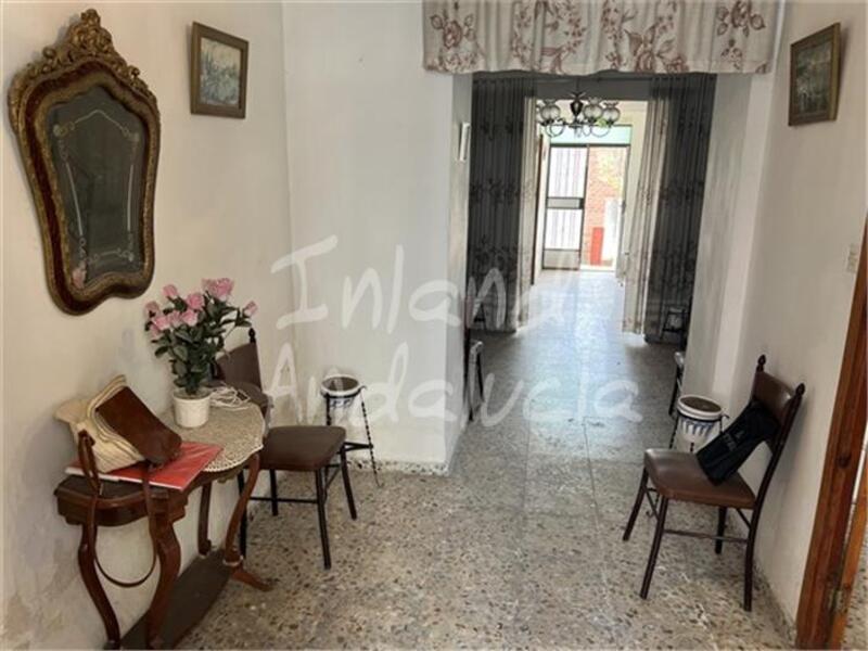 3 bedroom Townhouse for sale
