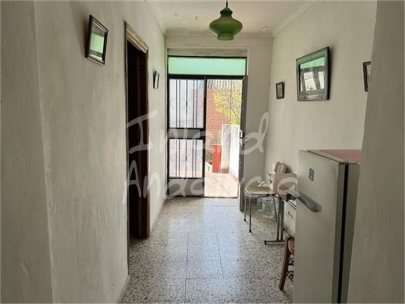3 bedroom Townhouse for sale