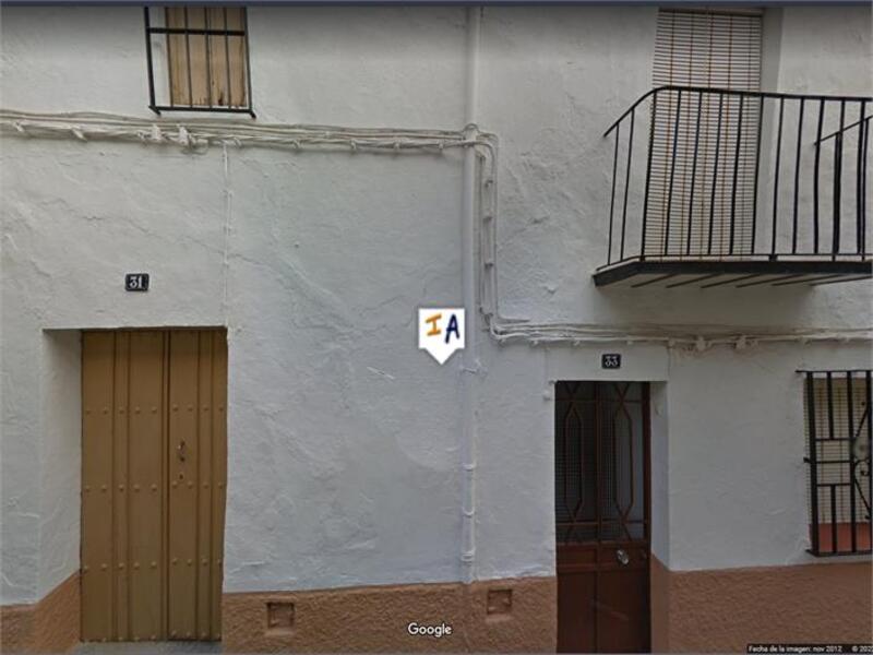 5 bedroom Townhouse for sale