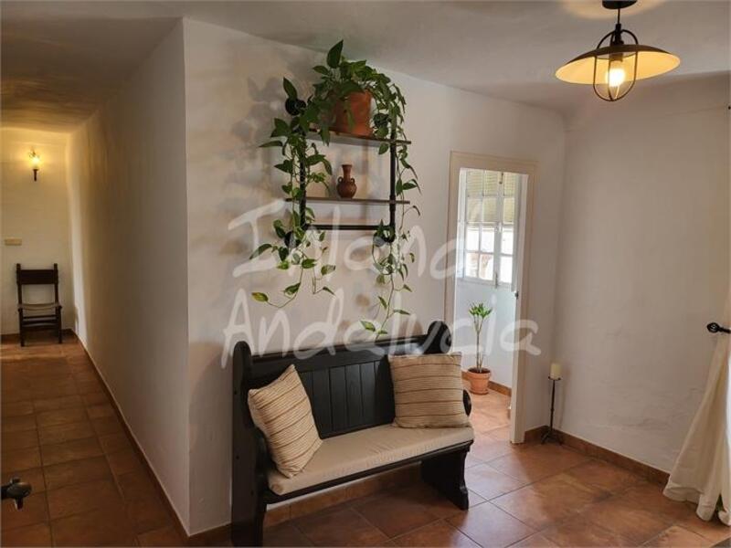 3 bedroom Townhouse for sale