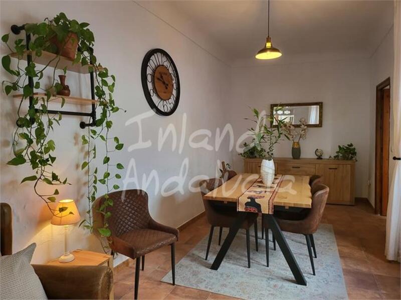 3 bedroom Townhouse for sale