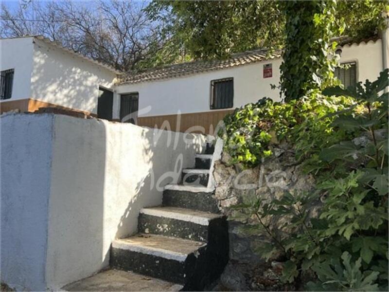 Gezinswoning Te koop in Alcala la Real, Jaén