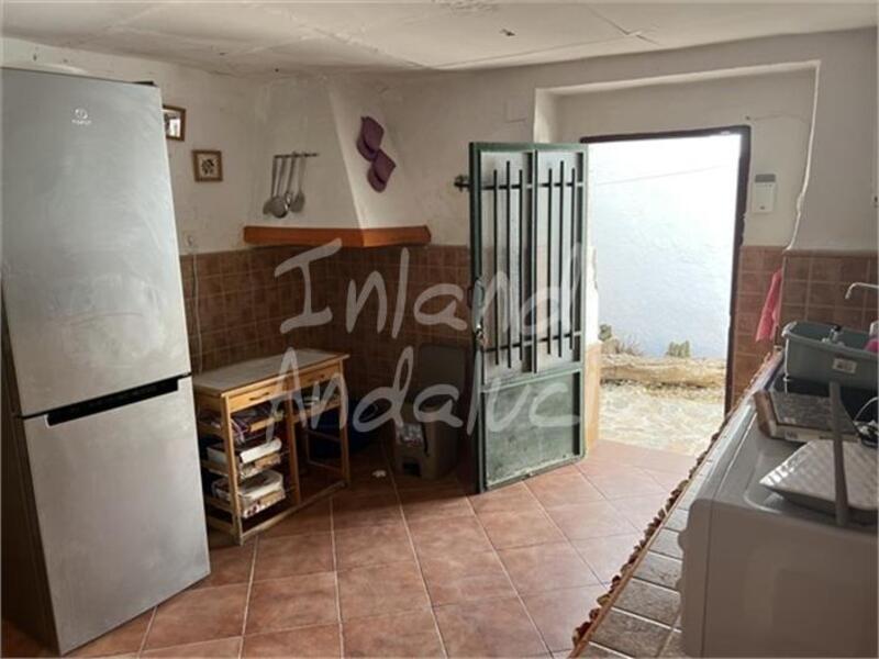 4 slaapkamer Gezinswoning Te koop