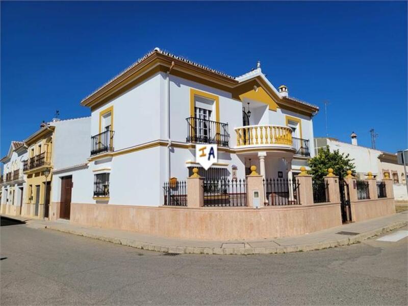 Gezinswoning Te koop in Antequera, Málaga