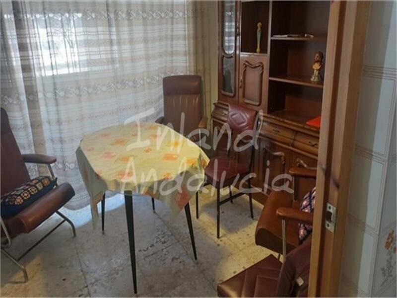 4 bedroom Townhouse for sale
