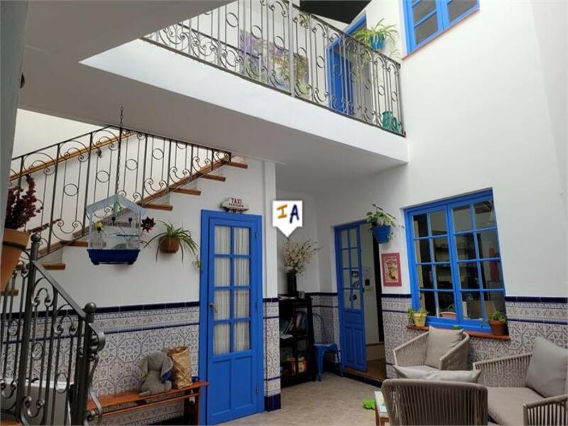 3 bedroom Townhouse for sale