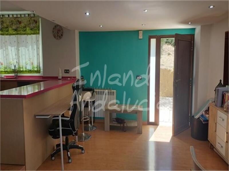 Maison de Ville à vendre dans Charilla, Jaén
