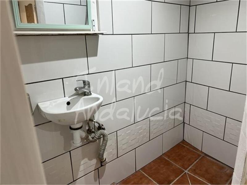 2 bedroom Townhouse for sale