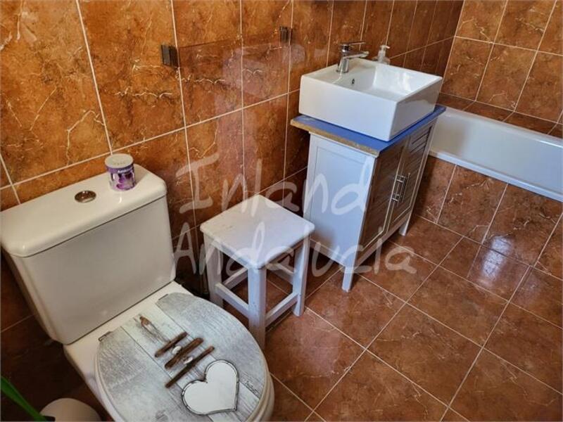 3 bedroom Townhouse for sale