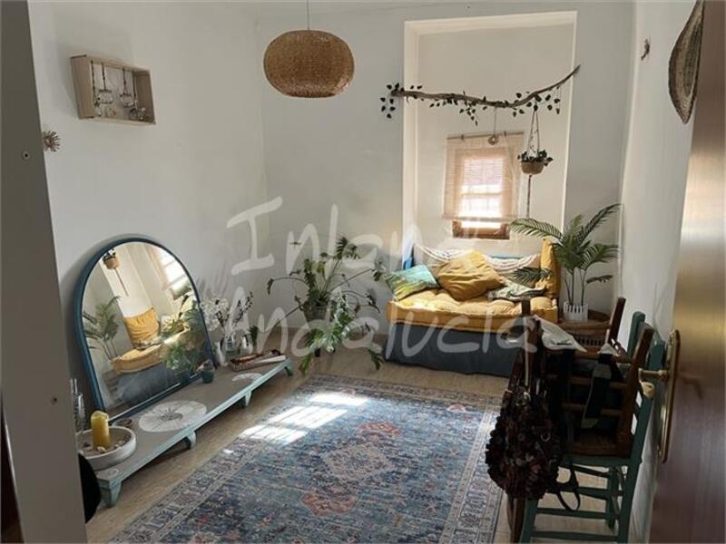 3 slaapkamer Gezinswoning Te koop