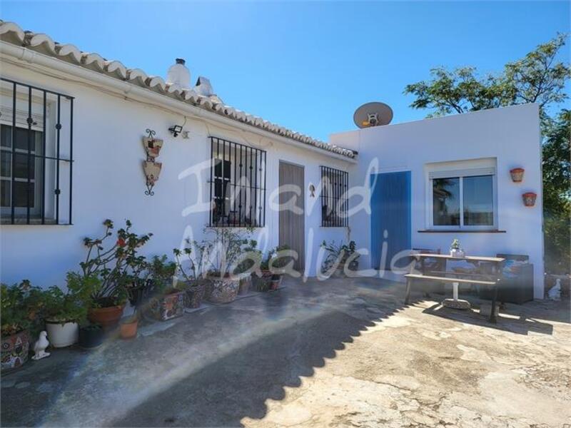 4 bedroom Country House for sale