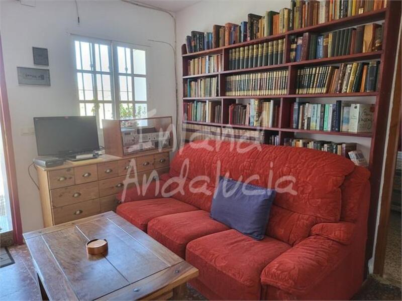 4 bedroom Country House for sale