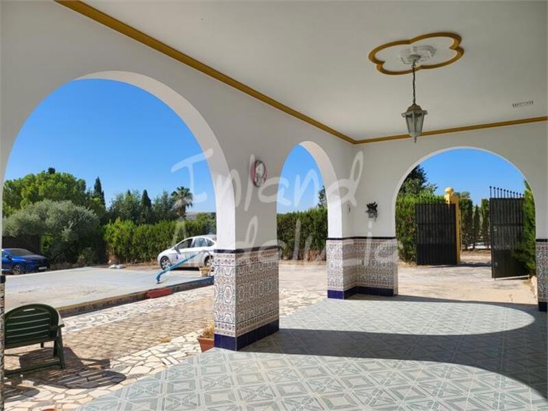4 bedroom Villa for sale 4 bedroom Villa for sale
