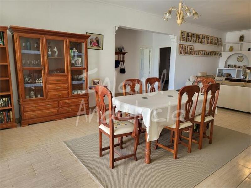 4 bedroom Villa for sale 4 bedroom Villa for sale
