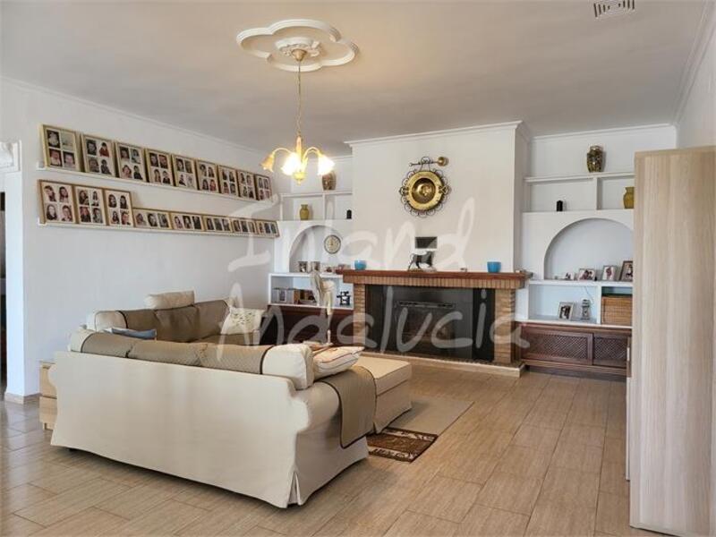 4 bedroom Villa for sale 4 bedroom Villa for sale