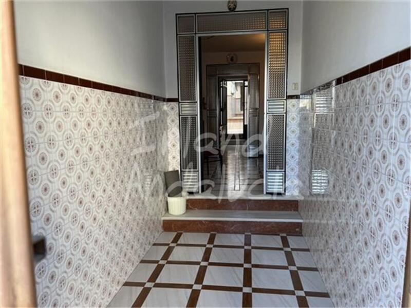 6 Schlafzimmer Stadthaus zu verkaufen