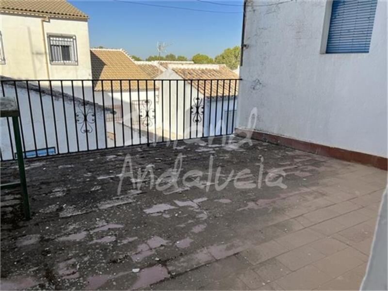 6 Schlafzimmer Stadthaus zu verkaufen