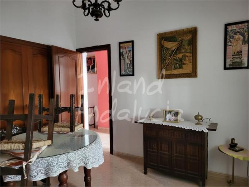 5 bedroom Townhouse for sale 5 bedroom Townhouse for sale