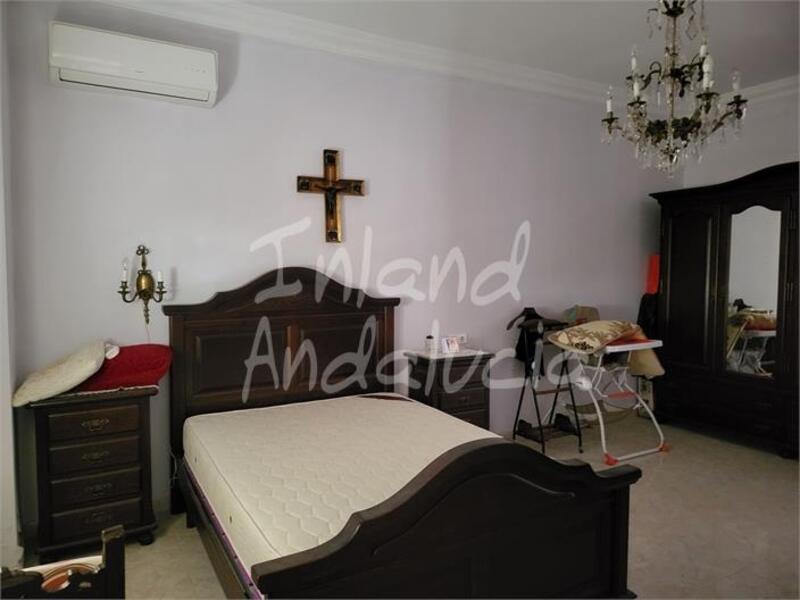 5 bedroom Townhouse for sale 5 bedroom Townhouse for sale