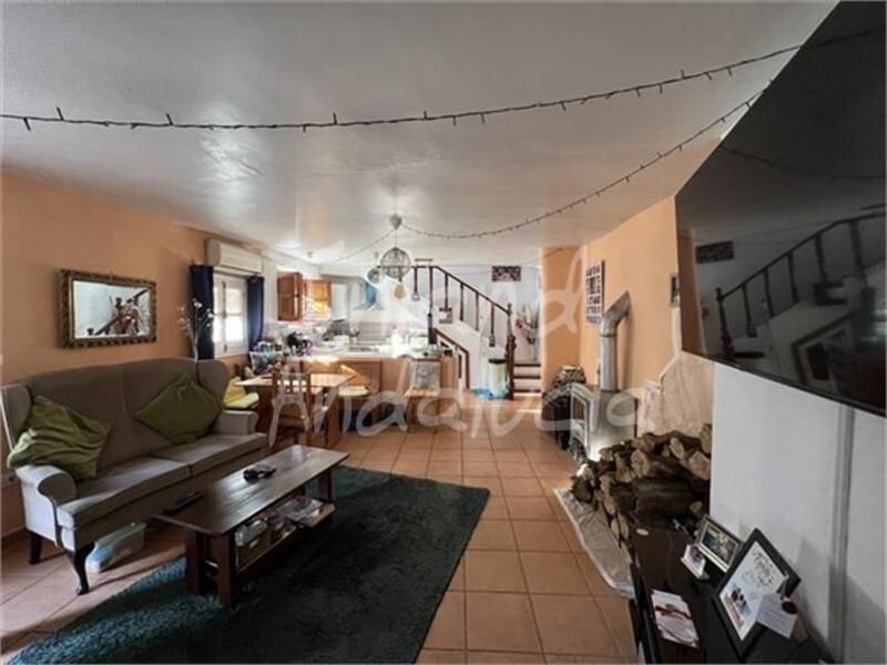 3 bedroom Townhouse for sale