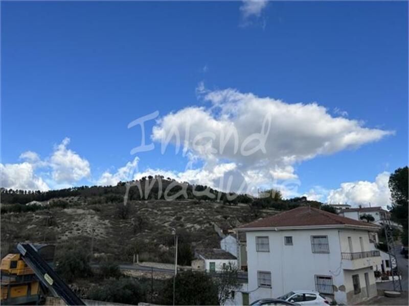 3 soveværelse Byhus til salg