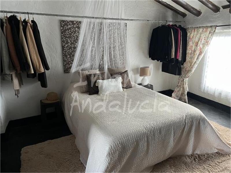 3 slaapkamer Gezinswoning Te koop