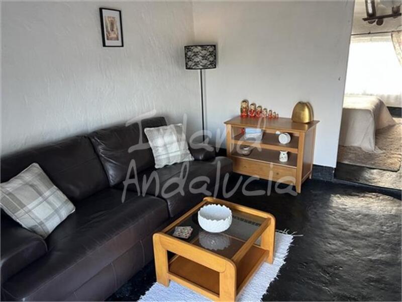 3 slaapkamer Gezinswoning Te koop