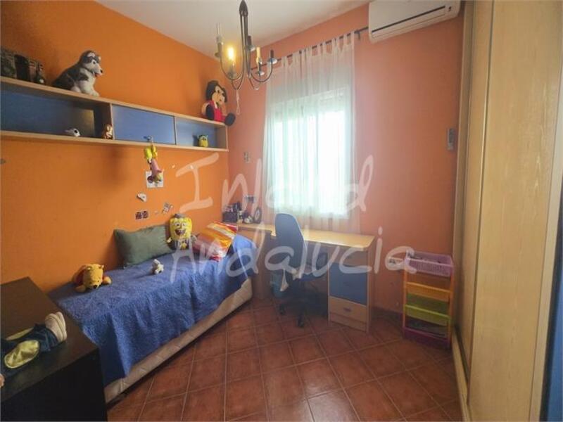 3 bedroom Country House for sale 3 bedroom Country House for sale