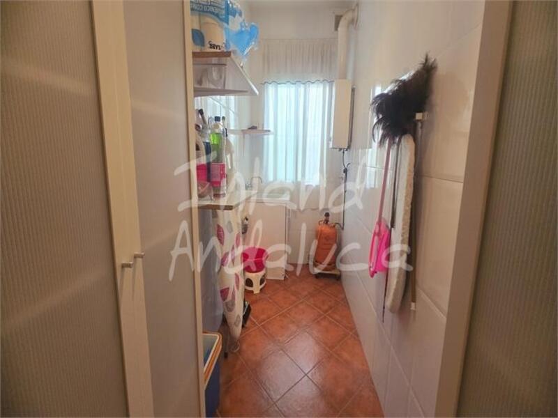 3 bedroom Country House for sale 3 bedroom Country House for sale