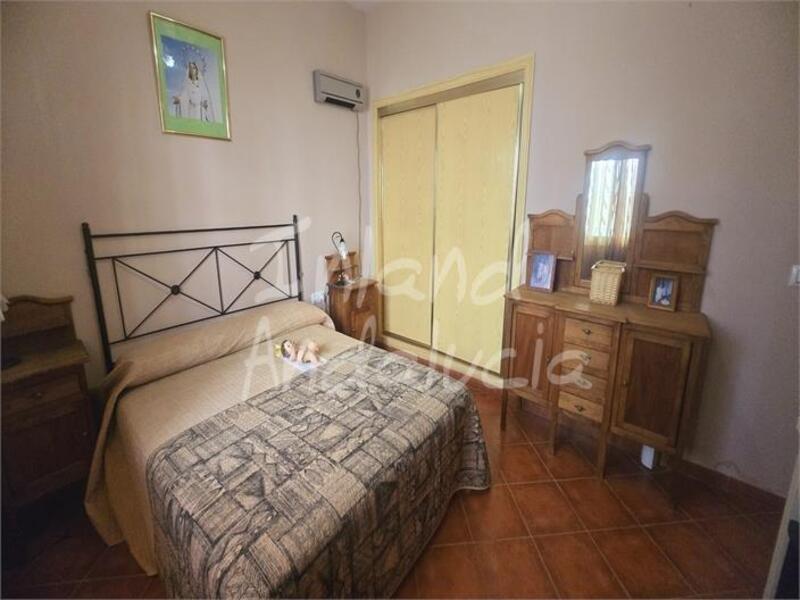 3 bedroom Country House for sale 3 bedroom Country House for sale