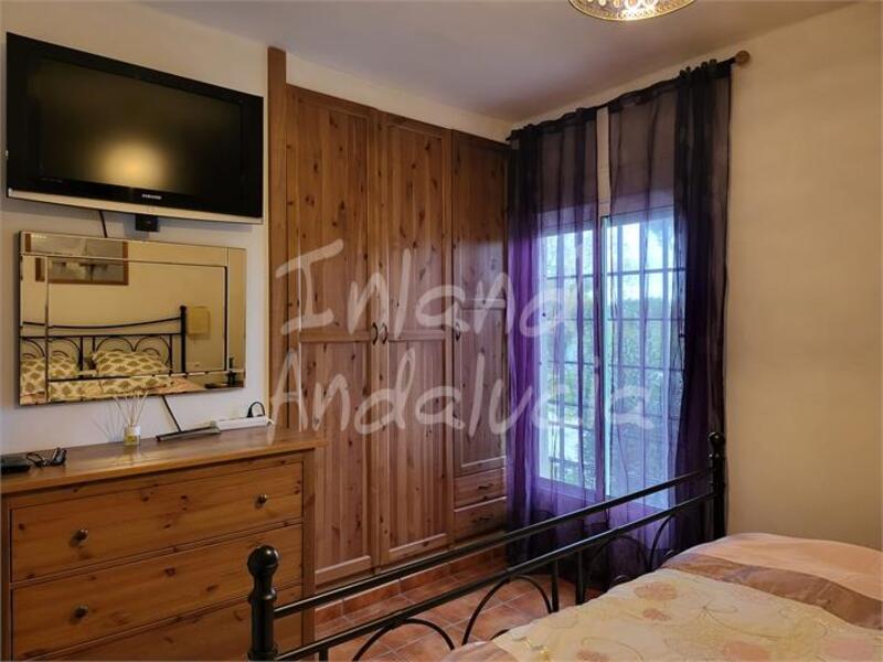 3 спальная комната вилла продается