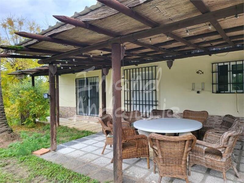 3 спальная комната вилла продается