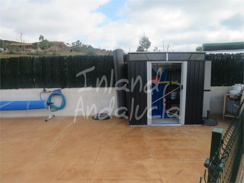 2 bedroom Country House for sale