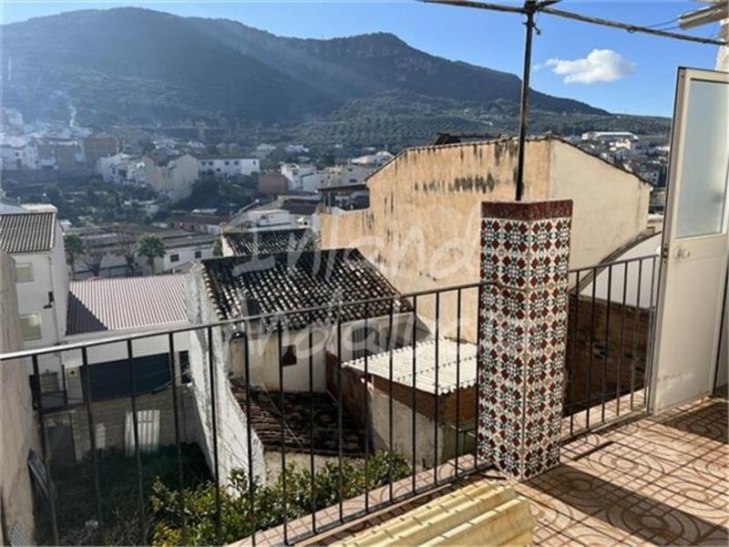 Townhouse for sale in Castillo de Locubin, Jaén