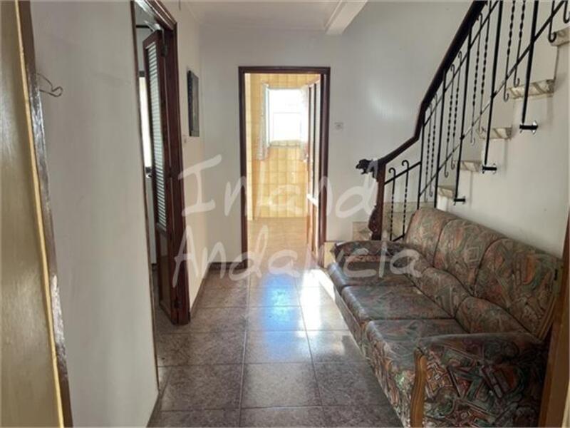 3 bedroom Townhouse for sale