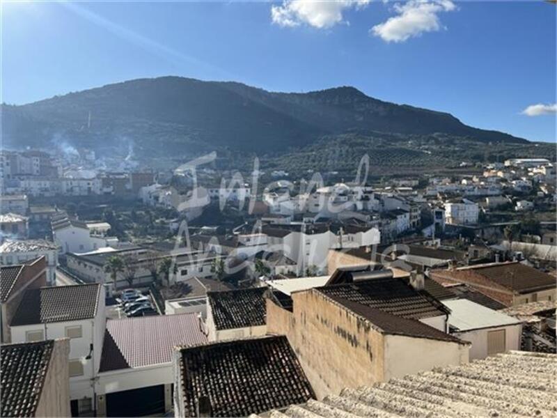 3 bedroom Townhouse for sale