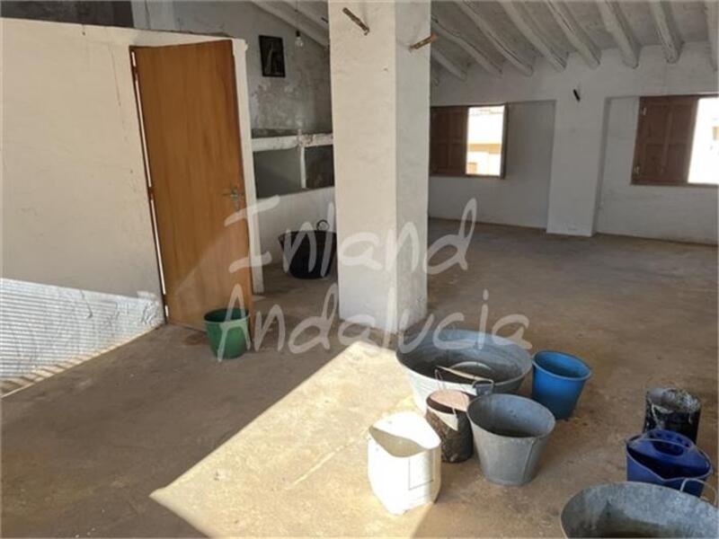 3 bedroom Townhouse for sale