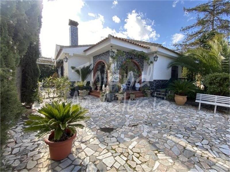 Country House for sale in Otura, Granada Country House for sale in Otura, Granada