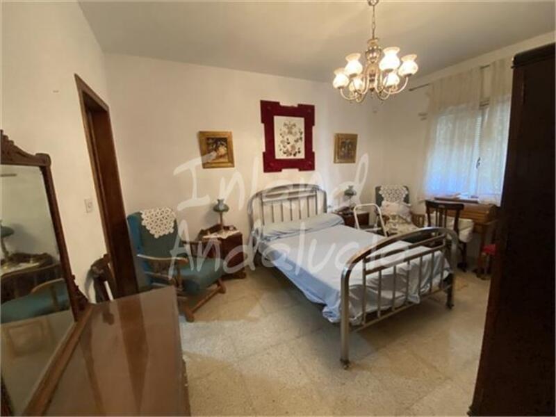 3 bedroom Country House for sale
